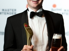 Бармен из Дании празднует победу в международном конкурсе барменов  Pilsner Urquell International Master Bartender